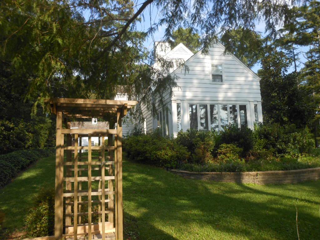 The Pond House Inn Elizabeth City Exterior photo